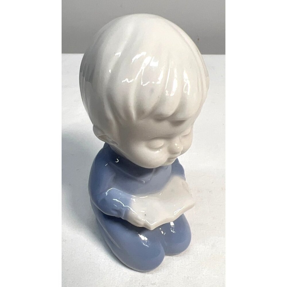 Vintage Porcelain Boy Figurine With Book In Blue & White
